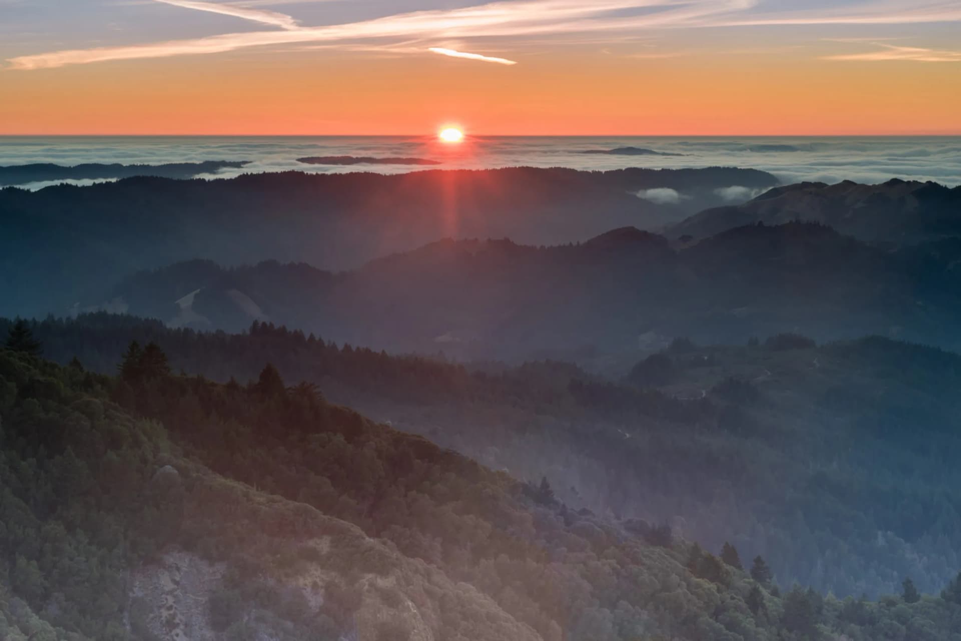 Sunset views from Mount Tamalpais East Peak. Marin County, California, USA.